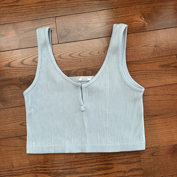 Tops - Rose and Vine Cropped tank